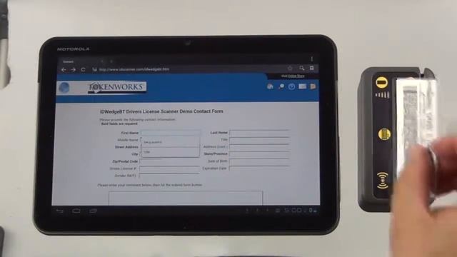 Android ID Scanner - Autofill Android Applications with Drivers License Data смотреть онлайн