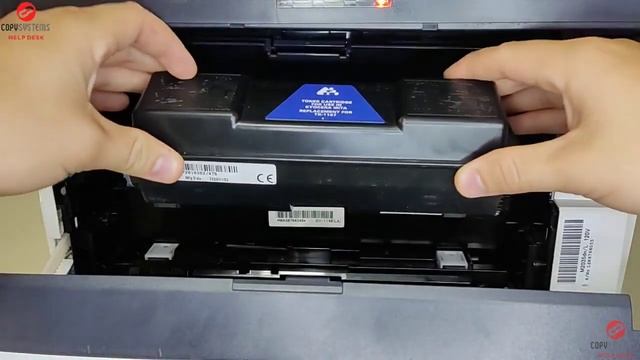 Kyocera M2035 - Como Trocar o Toner смотреть онлайн