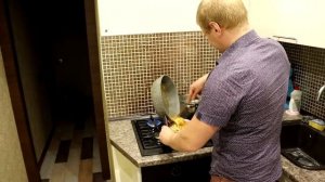 СОЧНЫЕ ОТБИВНЫЕ ИЗ СВИНИНЫ В ДУХОВКЕ ПОД СЫРОМ ЛУКОМ И МОРКОВЬЮ