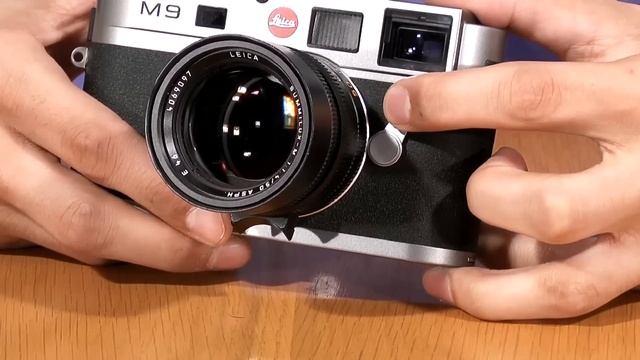 Leica M9 Physical Features Overview смотреть онлайн