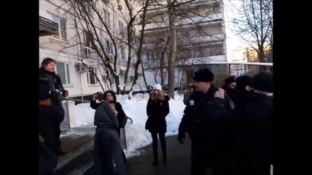 Визит рабочих в трудовую инспекцию смотреть онлайн