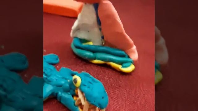 Как слепить из пластилина крокодила, парусник и падающую с неба звезду. смотреть онлайн