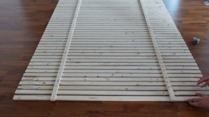 Отделка стен деревом. Комната в стиле лофт.