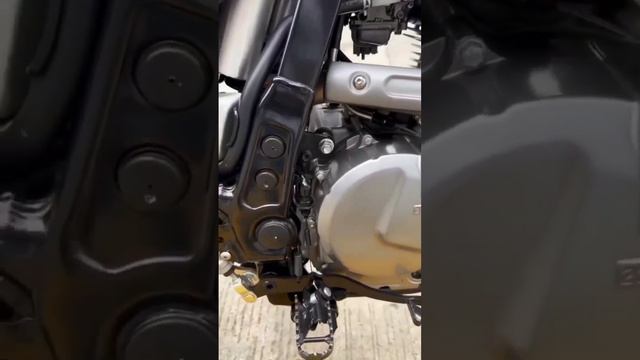 DR650 SUZUKI смотреть онлайн