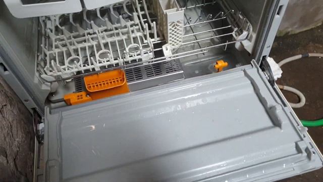 0989897559- Máy rửa bát panasonic NP-TR8 đẹp xuất sắc...10/03/2022 смотреть онлайн