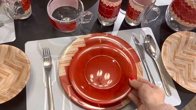 Набор посуды Woodie Red 46пр от французского бренда Luminarc