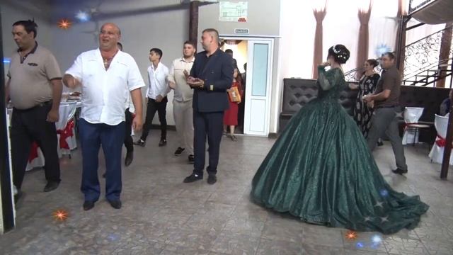 Цыганская Свадьба Даня и Алёна самая красивая пара 20 07 2022г ролик смотреть онлайн