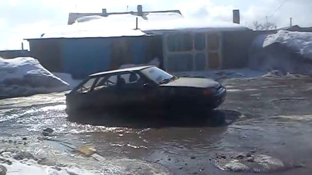 Московская... ты просто космос. Или любопытным лужи поколено