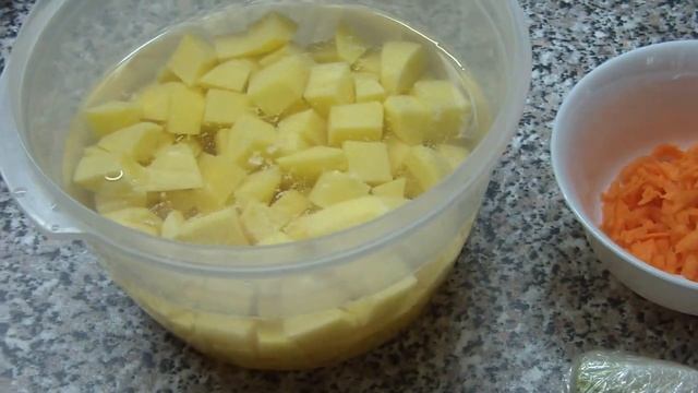 ЖИВЁМ СЕМЬЁЙ (4 ЧЕЛОВЕКА) на 6000 руб. ДЕНЬ 9. Гренки на завтрак и жареная картошка) смотреть онлайн