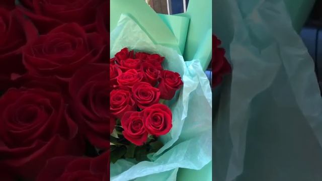 Стильно, нежно и очень ароматно ✅ Букет из сезонных ЦВЕТОВ - стоимость уточняйте(5) смотреть онлайн