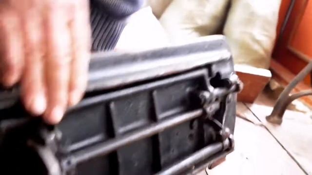 Restoration of an antique sewing machine Part 1||Восстановление старинной швейной машинки Часть 1 смотреть онлайн