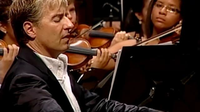Grieg Piano Concerto in A minor, Op.16 - III.Allegro moderato Jean-Yves Thibaudet Gustavo Dudamel смотреть онлайн
