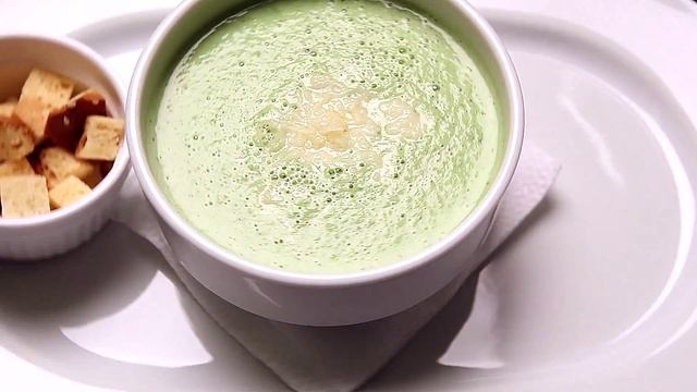 Суп-крем из брокколи с сухариками - Ресторан 