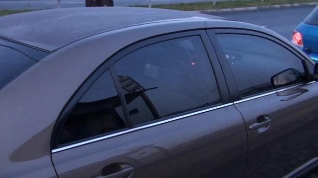 Toyota Avensis T25 4 x LCD смотреть онлайн