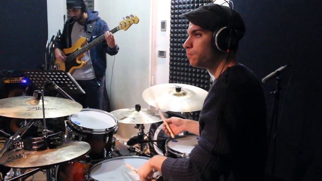 Motown Groove [ Drum & Bass ] смотреть онлайн
