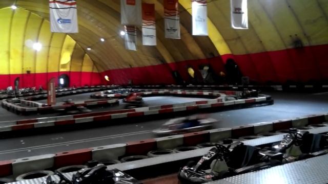 Лучшая трасса для картинга в Нижнем Новгороде.(The best karting track in Nizhny Novgorod.) смотреть онлайн