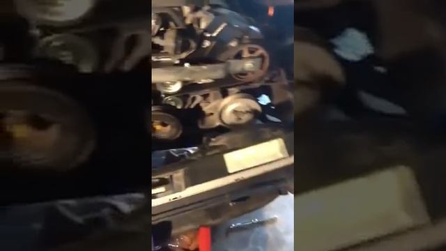 Audi 2001 S8 Timing Belt Job after 2 hand cranks смотреть онлайн