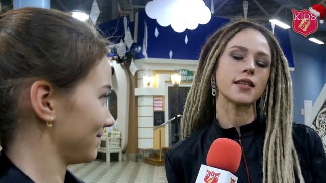 Поздравление от Екатерины Иванчиковой(солистка группы «IOWA» ) смотреть онлайн