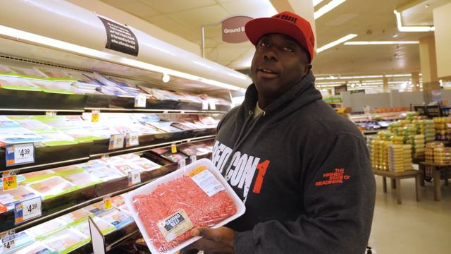 Grocery Shopping With Pro Bodybuilders | George Peterson's Post-Arnold Groceries