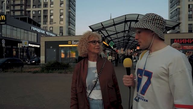 Почему люди ТАК СИЛЬНО ЛЮБЯТ Мурино | Опрос жителей Девяткино смотреть онлайн