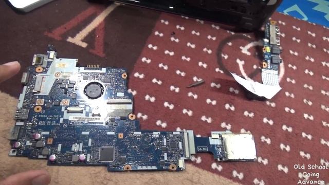 Acer One 722 AMD C60 RAM SSD Upgrade Repaste смотреть онлайн