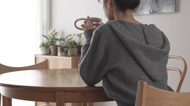 # 새로운 기분을 위한 가구 재배치 | 당근스프 ? смотреть онлайн