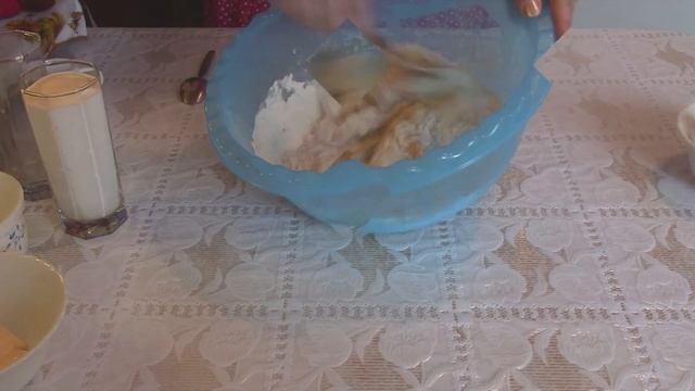 Пирог с зеленым луком и яйцами. смотреть онлайн