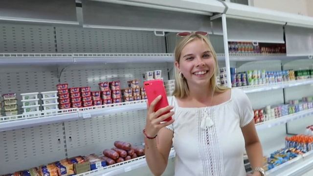 VLOG| Стоит ли ехать на озеро Рица? / Случайно стали первыми клиентами в магните в Гудауте смотреть онлайн