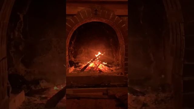 Неслучайный разговор у камина. смотреть онлайн