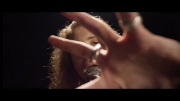 Andrew Watt - Ghost In My Head