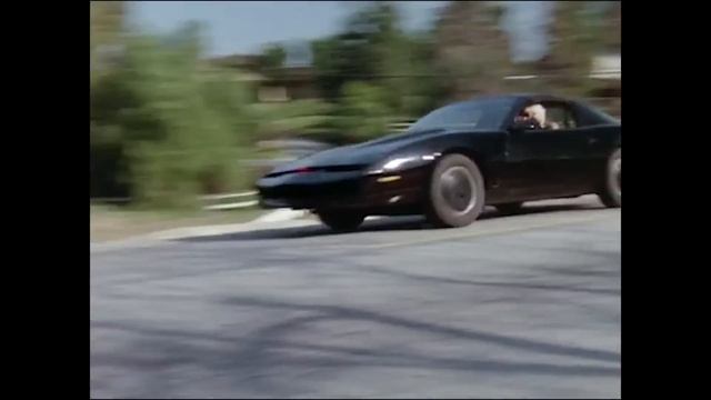 Granny Drives KITT Like a Maniac | Knight Rider смотреть онлайн