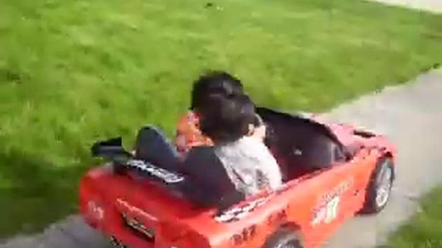 Nishanth & Prabhath joy ride in theri Red Pontiac Top down смотреть онлайн