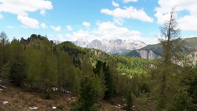 Escursione al Lago Lagusel in Val San Nicolò смотреть онлайн