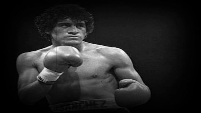 ? Sαℓνα∂σя Sαηcнєz ? El MEJOR BOXEADOR De La Historia SIGUE VIVO Y Continua Boxeando ?