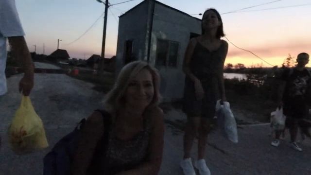 Три счастливых дня. Королевский подарок. Гостагаевские бани. Василек смотреть онлайн