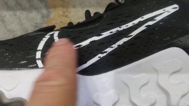 распаковка Nike react vision смотреть онлайн