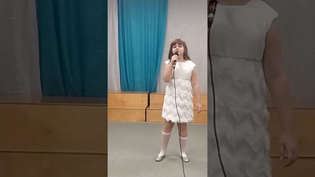 Яковлева Марина, Песенка мамонтенка смотреть онлайн