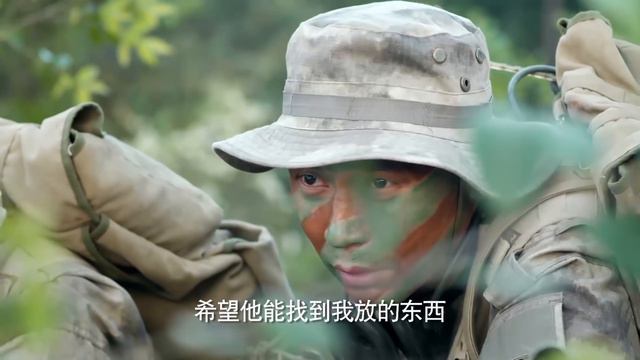 特種兵偽裝混入戰俘營，竟然被營救對象舉報，眼看就要被日軍槍斃！ смотреть онлайн