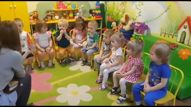 Молодежная (младшая группа) смотреть онлайн