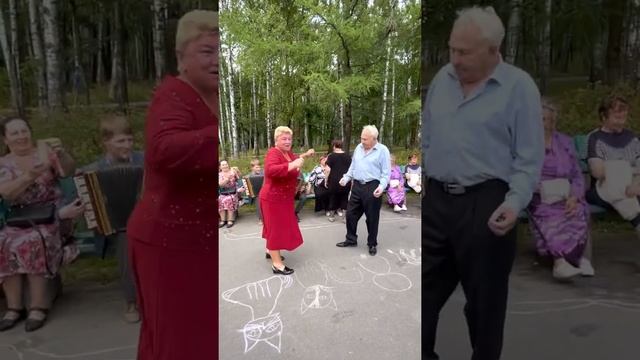 Частушки под гармонь в Удельном парке. (Страдания). Санкт-Петербург. 25.07.2021 смотреть онлайн