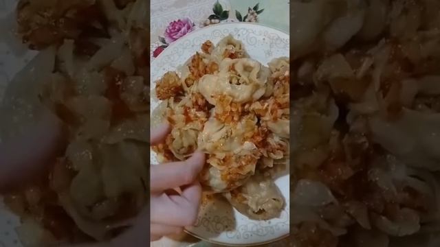 Манты с капустой и мясом? смотреть онлайн