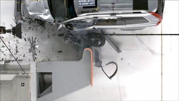 краш тест Volvo XC90 2014 Volvo XC90 small overlap IIHS crash test