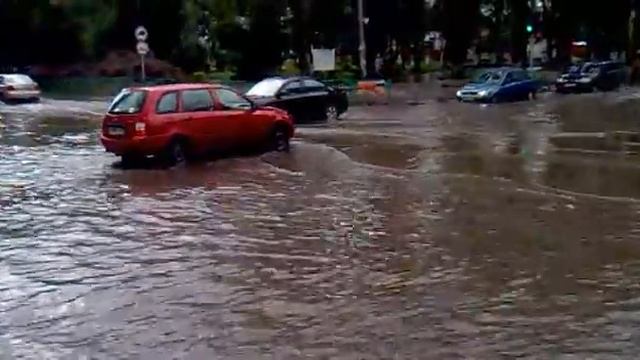 Рубцовск.Центральная лужа.23.07.2013 г. смотреть онлайн
