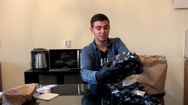 BLACK STAR BURGER ● Оно того стоит?! Обзор смотреть онлайн