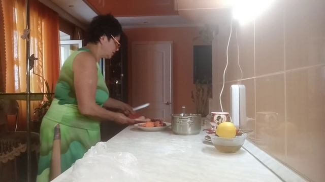 ВАРЕНИКИ С КАРТОШКОЙ, С МОРКОВНО - СВЕКОЛЬНОЙ НАЧИНКОЙ! смотреть онлайн