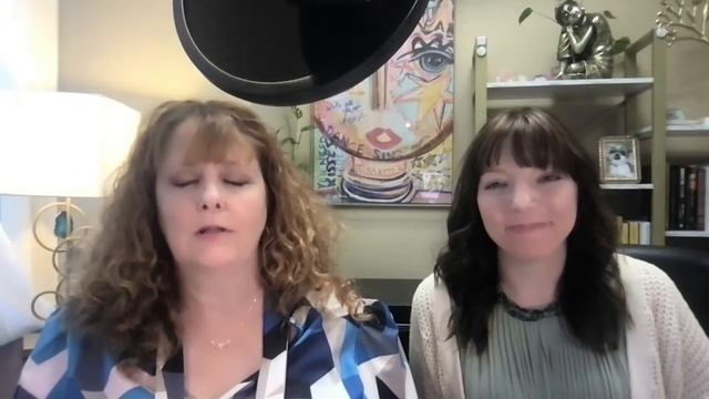 EPISODE 4 - An Example of How To Pivot with Our New Co-Host Alison Hochman смотреть онлайн