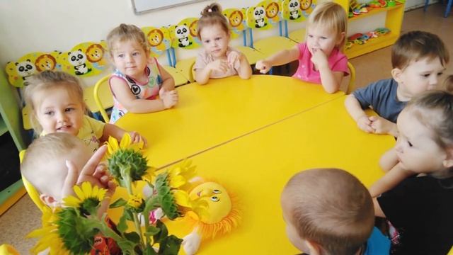 Сиреневая (младшая группа). Рисование "подсолнух" смотреть онлайн