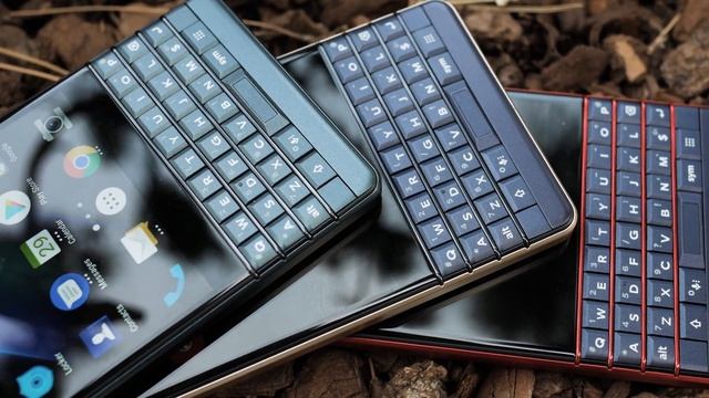 BlackBerry KEY2 LE hands-on review смотреть онлайн