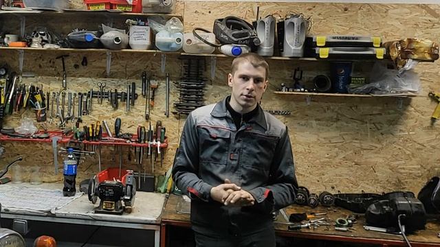 Honda cb 400 Как восстановить мотоцикл потратив 60 тысяч рублей смотреть онлайн