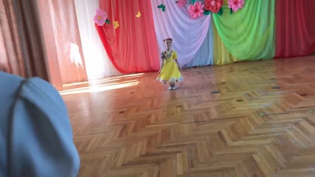 Танец Варенька! Дошкольная Радуга! смотреть онлайн